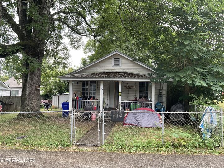 804 NW Virginia Ave  Harriman TN 37748 photo