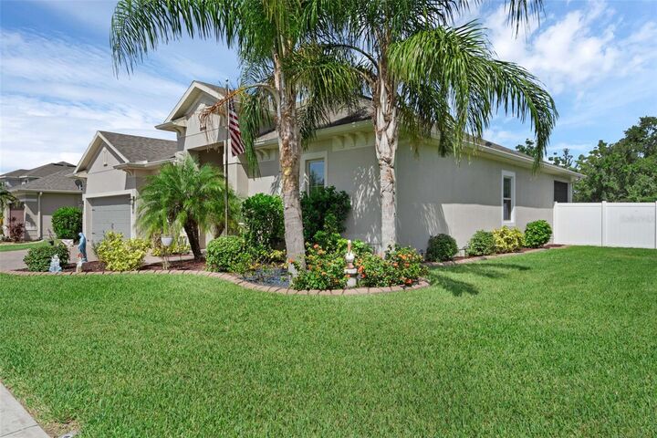Property Photo: 117 Harvest Gate Boulevard FL 34736