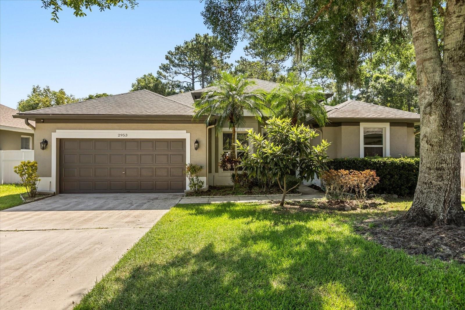 Property Photo: 2953 Maple Grove Place FL 32765