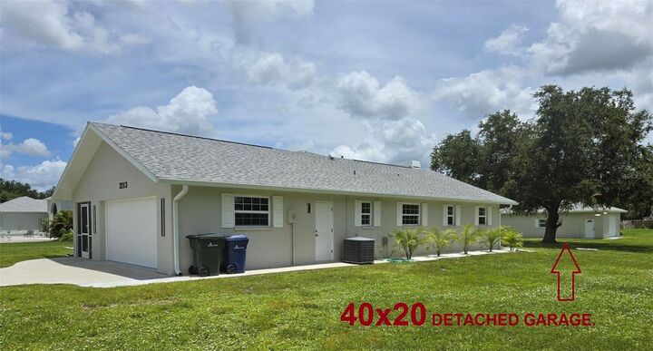 Property Photo:  2713 Hermitage Boulevard  FL 34292 