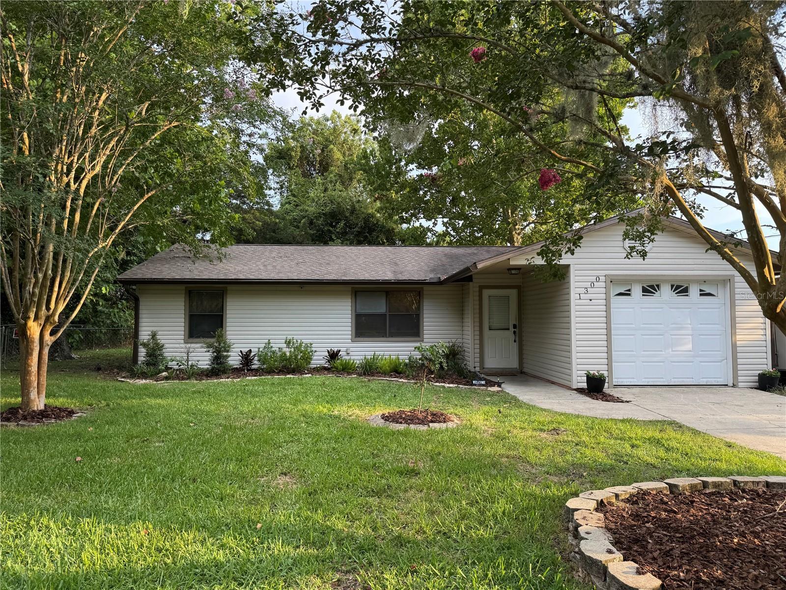 Property Photo:  1300 NW 69th Street  FL 34475 