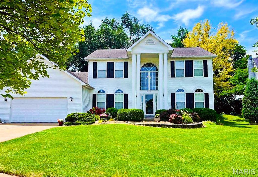 Property Photo:  249 E Governor Place  MO 63301 
