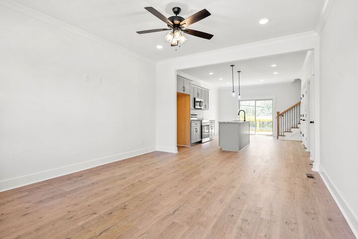 Property Photo:  513 Charleston Cove  TN 37043 