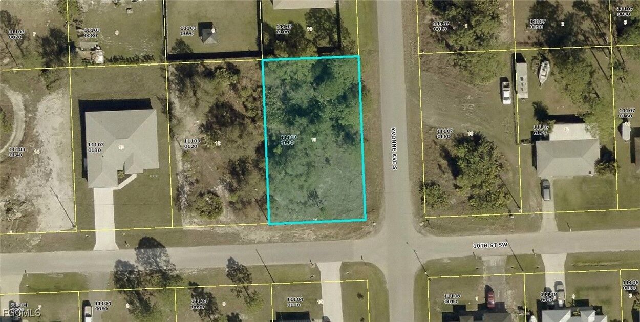Property Photo: 3800 10th Street SW FL 33976