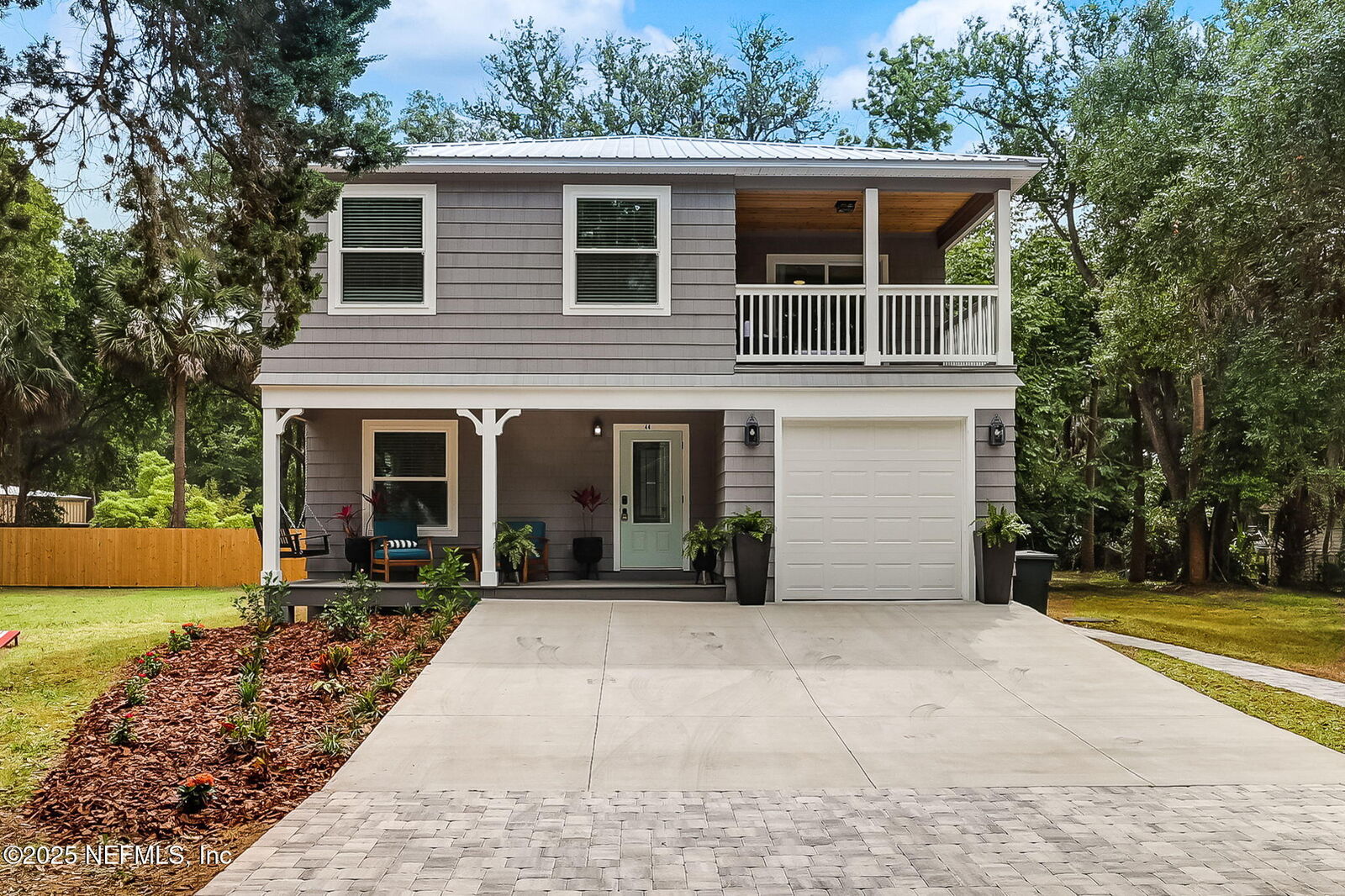 Property Photo: 44 Hildreth Way FL 32084