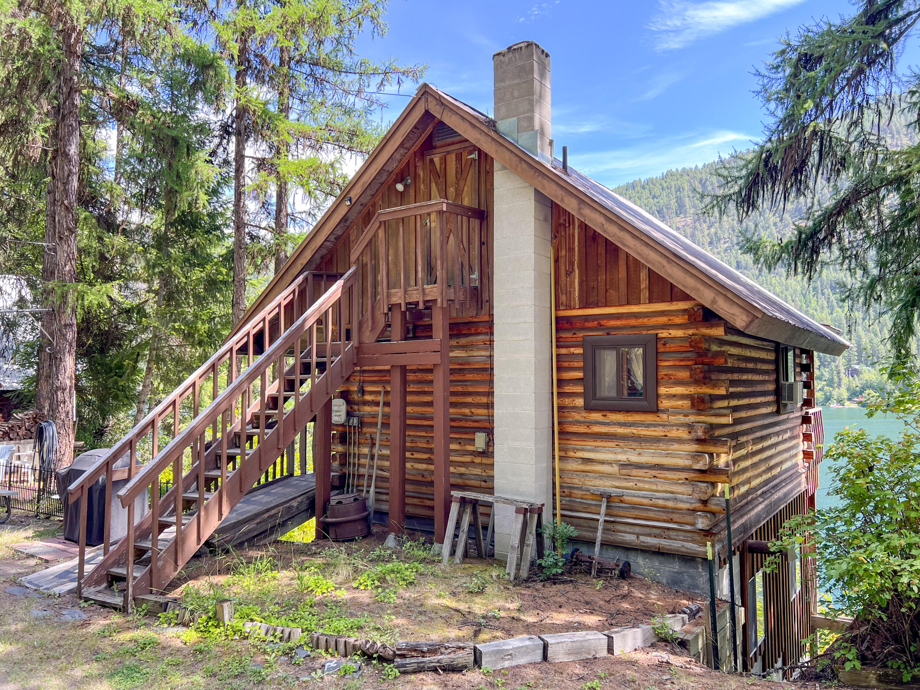 Property Photo: 3049 Deep Lake North Shore Way WA 99114