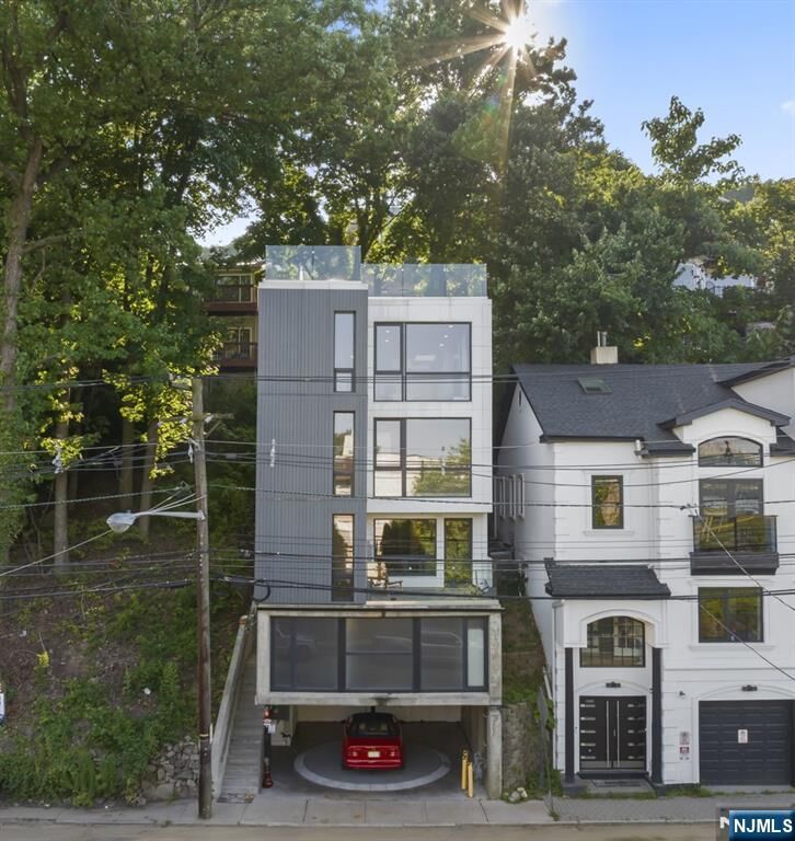 Property Photo:  1076 River Road  NJ 07020 