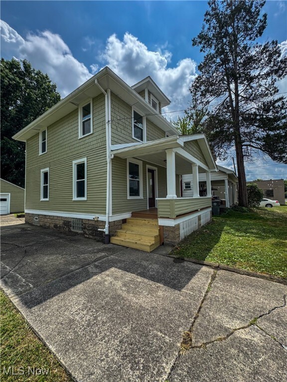 Property Photo: 27 Manchester Avenue OH 44509
