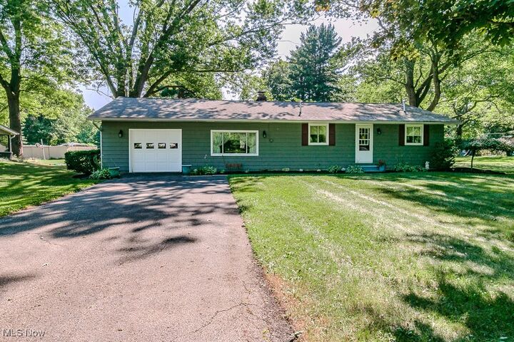 Property Photo:  2722 County Line Road  OH 44057 