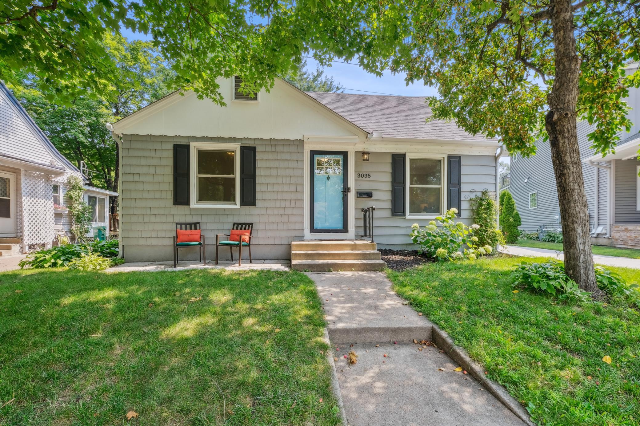 Property Photo:  3035 Brunswick Avenue S  MN 55416 