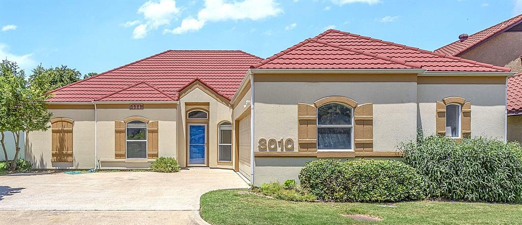 Property Photo: 3010 Harbor Drive TX 75087