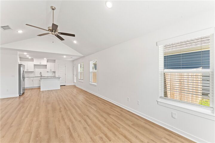 Property Photo:  5895 Holdcroft Drive  AR 72704