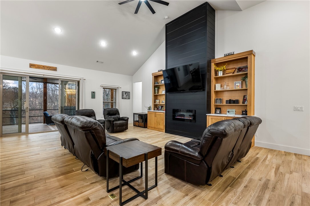 Property Photo: 12400 Wildwood Drive AR 72756