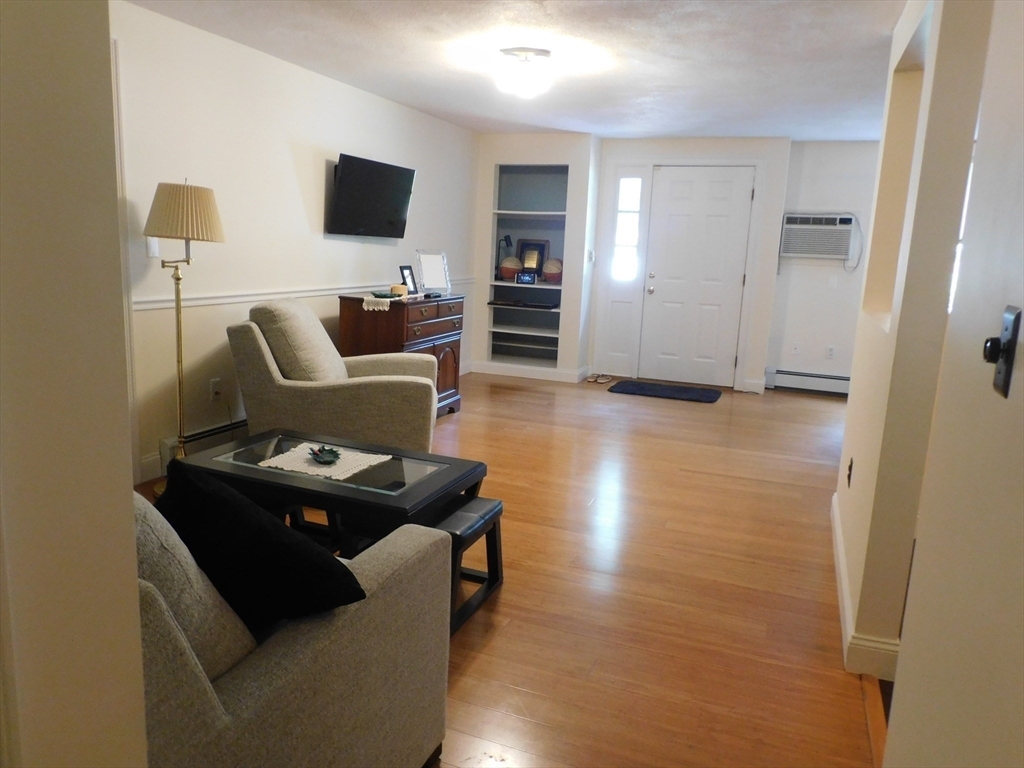 Property Photo:  6 Casablanca Ct 6  MA 01832 