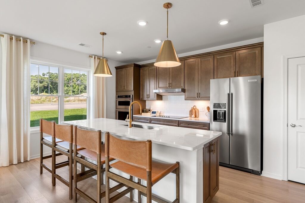 Property Photo:  320 Martins Landing 207  MA 01864 