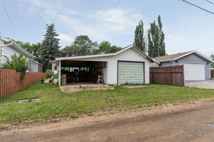 Property Photo: 5229 49 Street AB T4V 1N8