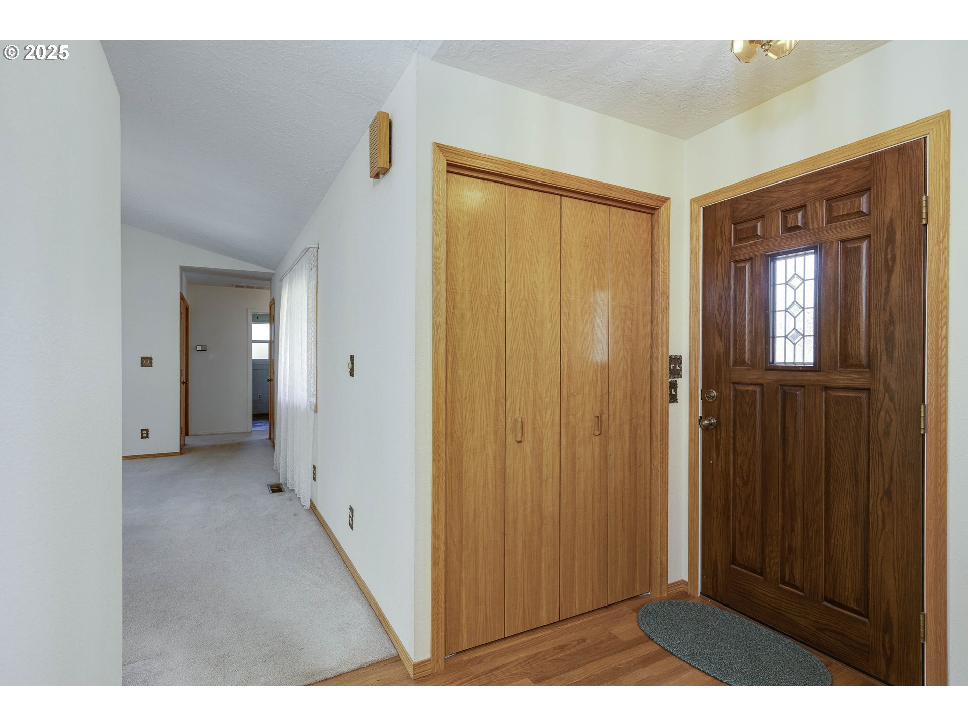 Property Photo:  475 SW Monroe St  OR 97378 