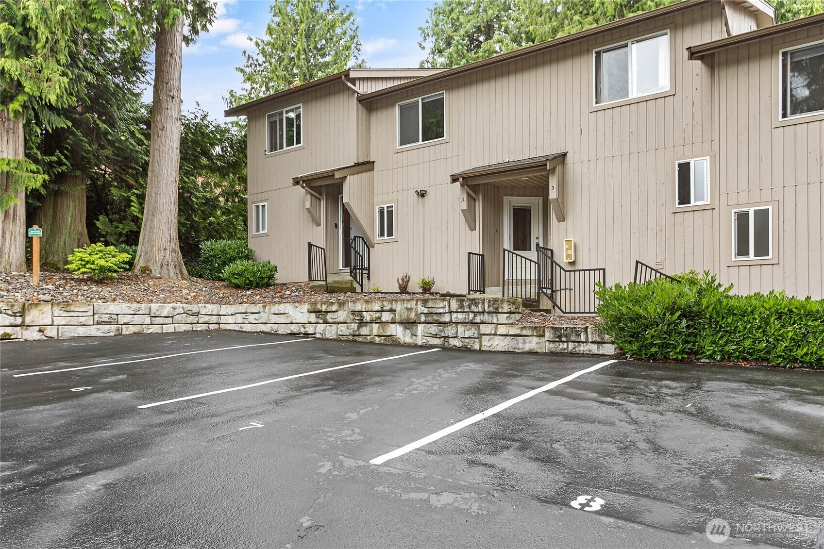 Property Photo: 1305 W Clearbrook Drive 2 WA 98229