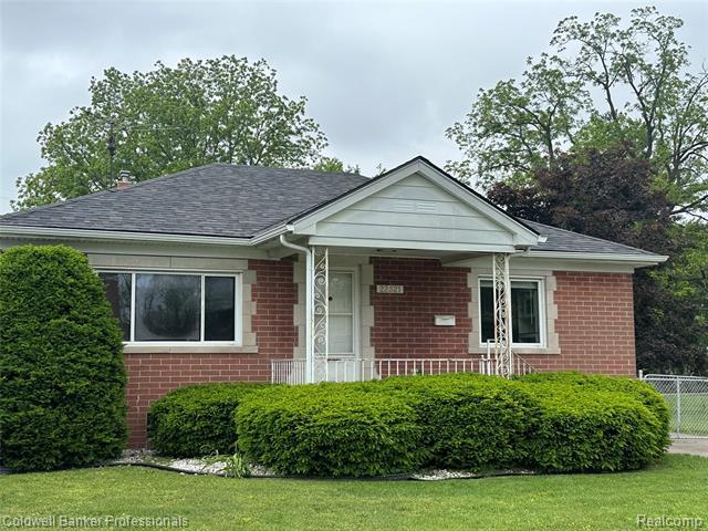 Property Photo:  22521 Panama Avenue  MI 48091 