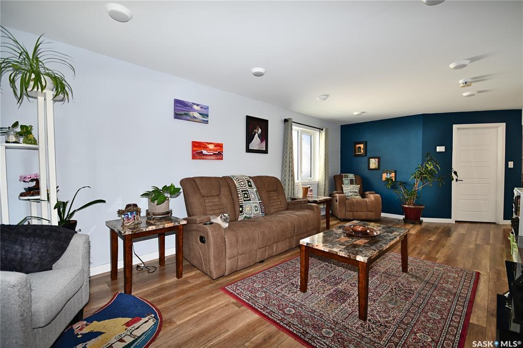 Property Photo: 540 10th Street E SK S6V 0Z6