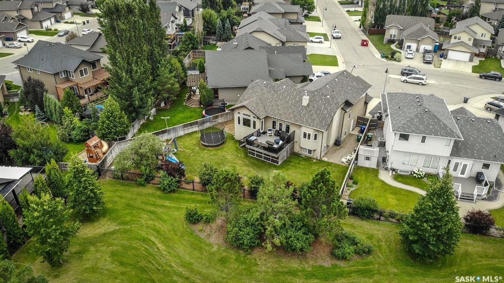 Property Photo: 119 Fawcett Crescent SK S7T 0G1