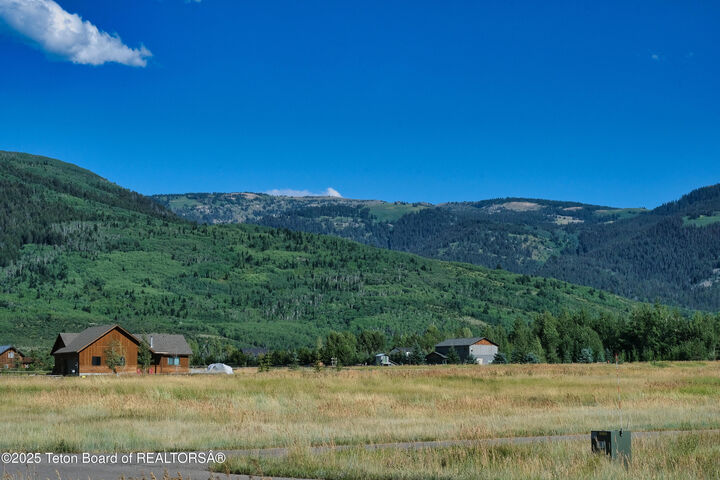 Property Photo:  1570 Larsen Lane  ID 83422 