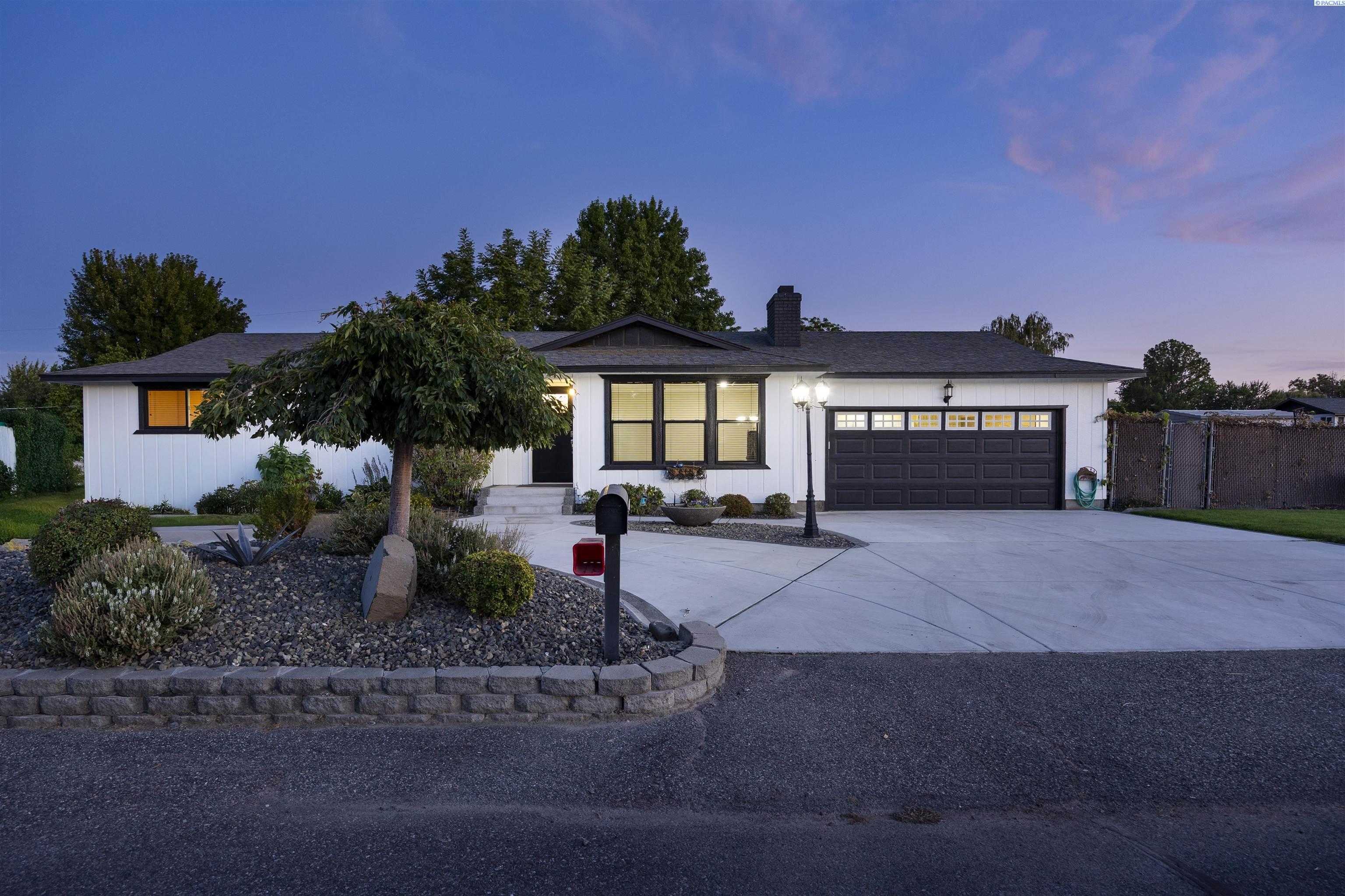 Property Photo: 4120 W Park Street WA 99301