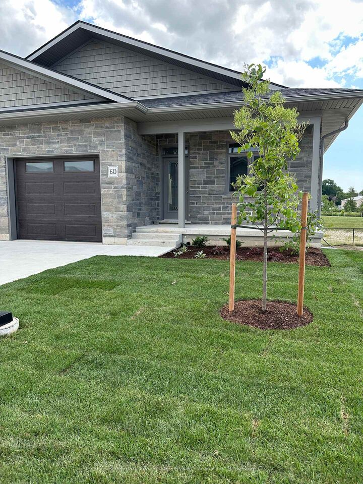 Property Photo:  60 Cavalier Crescent  ON N0G 2R0 
