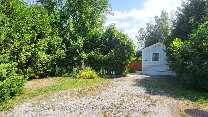Property Photo: 25 Chickadee Court ON L0E 1N0