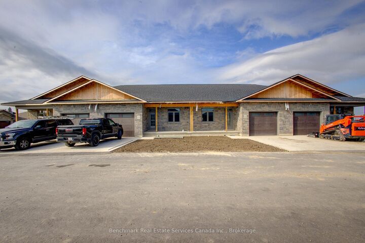 64 Cavalier Crescent  Huron-Kinloss ON N0G 2R0 photo