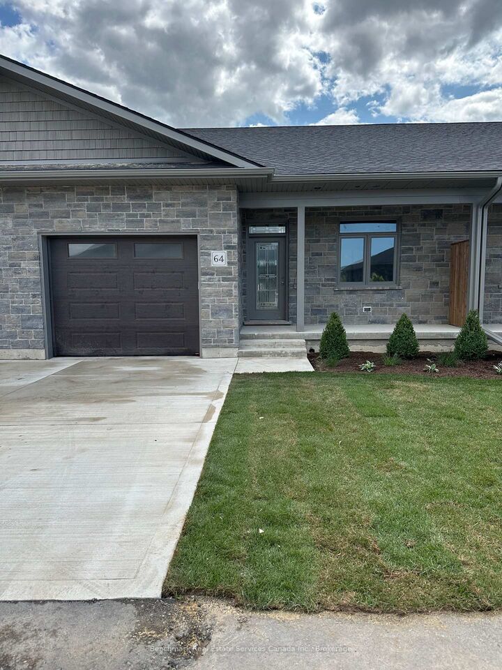 64 Cavalier Crescent  Huron-Kinloss ON N0G 2R0 photo