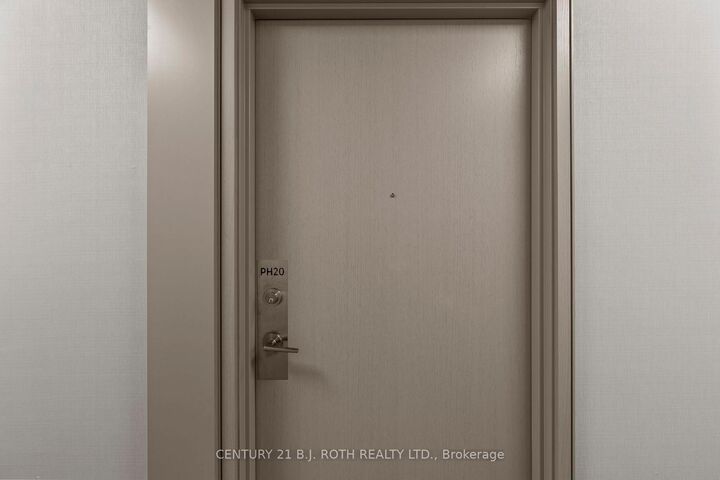 Photo de la propriété:  681 Yonge Street Ph720  ON L9J 0K1 