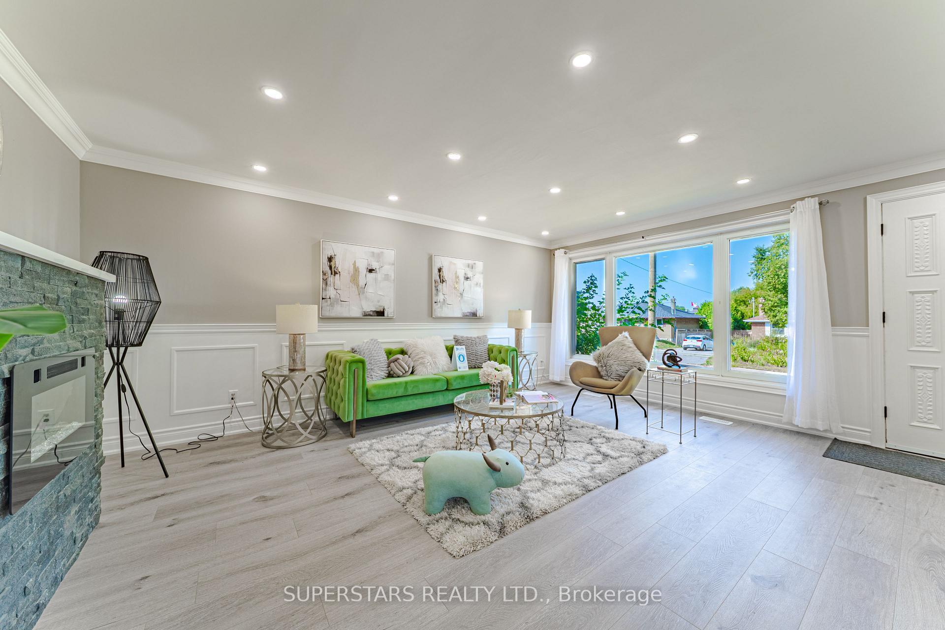 461 Cromwell Avenue  Oshawa ON L1J 4V3 photo
