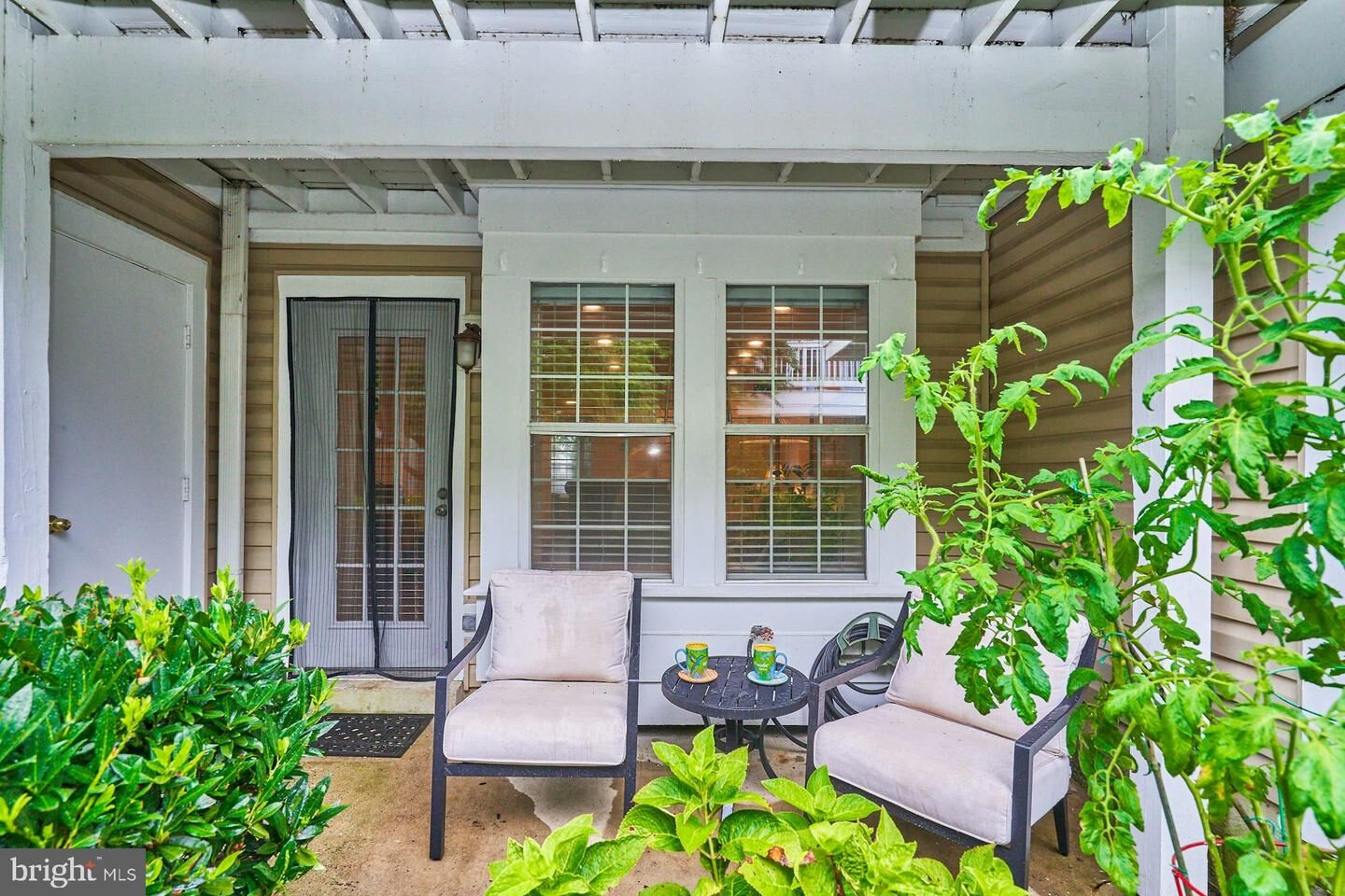 Property Photo:  4552 28th S 16-9 D  VA 22206 