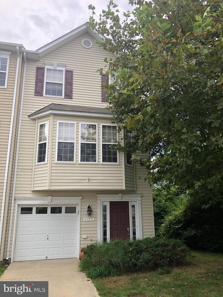 Property Photo:  45711 N Maxine Way  MD 20634 