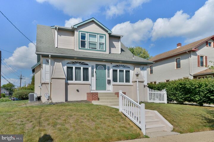 27 E Collingswood Avenue  Haddon Township NJ 08107 photo