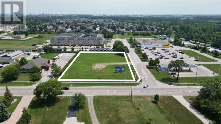 Property Photo:  590 St Clair Parkway  ON N0N 1G0 