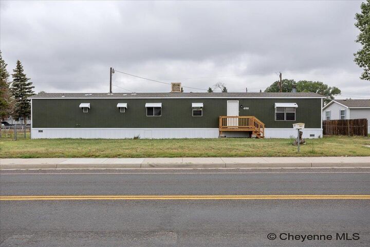 Property Photo: 400 Avenue C WY 82007
