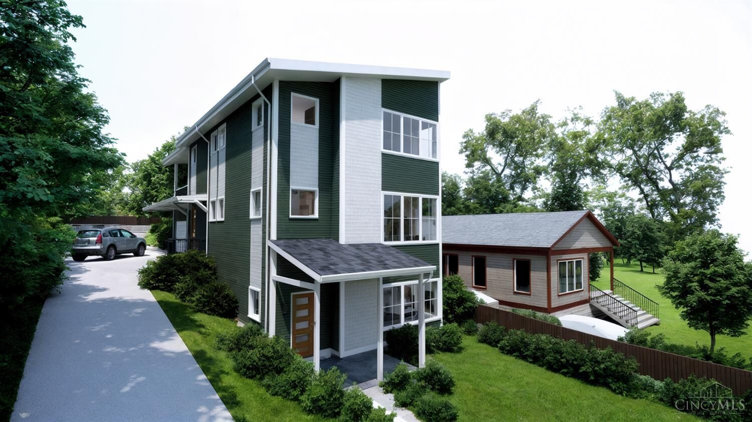 Property Photo: 5810 Arnsby Place OH 45227