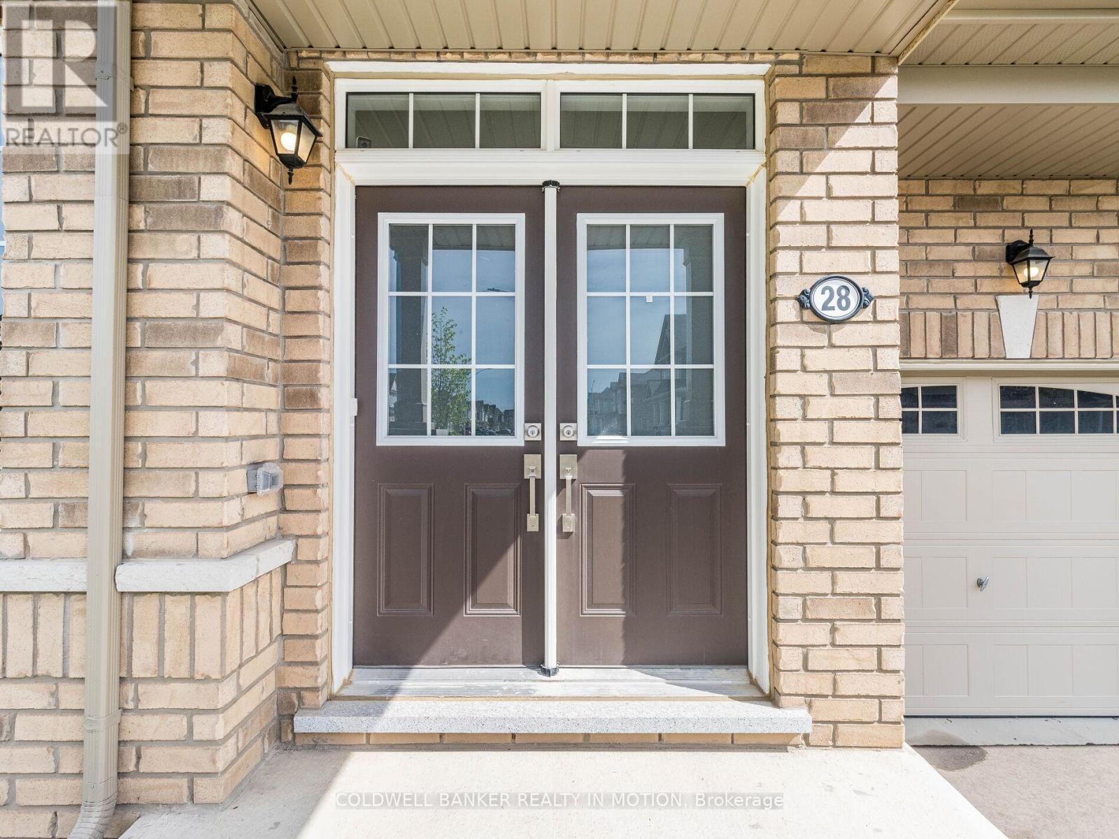 Property Photo: 28 Esther Crescent West ON L3B 5N5