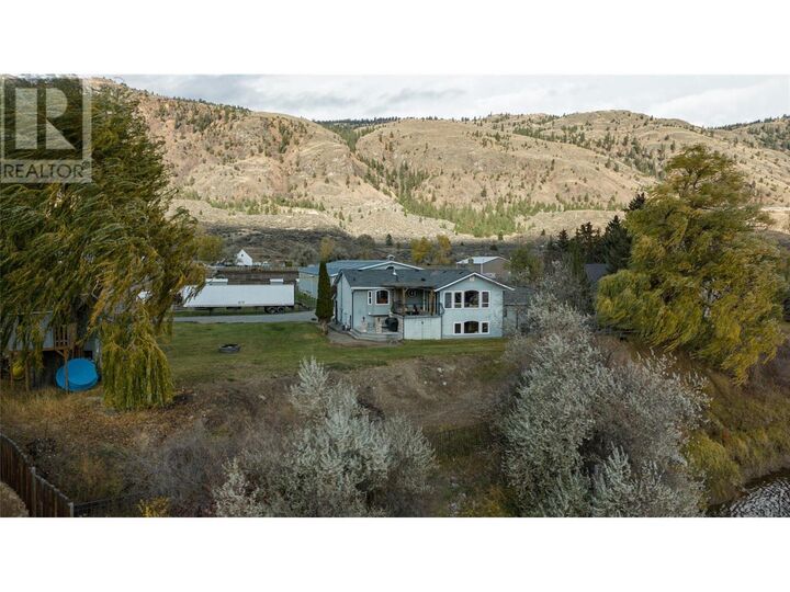 Property Photo: 392 Teal Road BC V2H 1S5