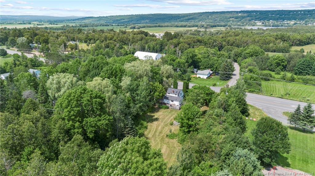 Photo de la propriété:  3212 Woodstock Road  NB E3E 1A4 
