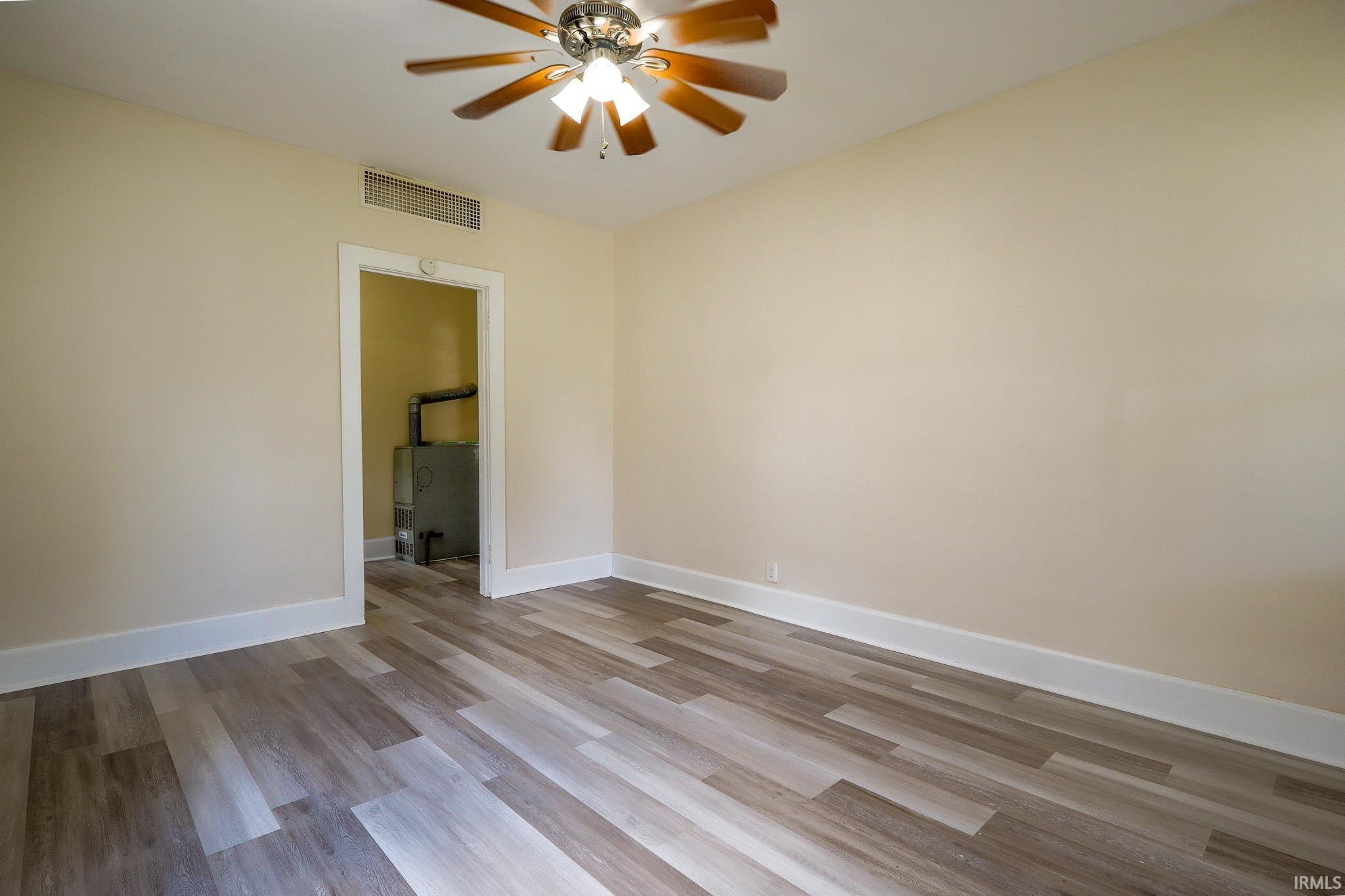 Property Photo: 1343 E Indiana Street IN 47711
