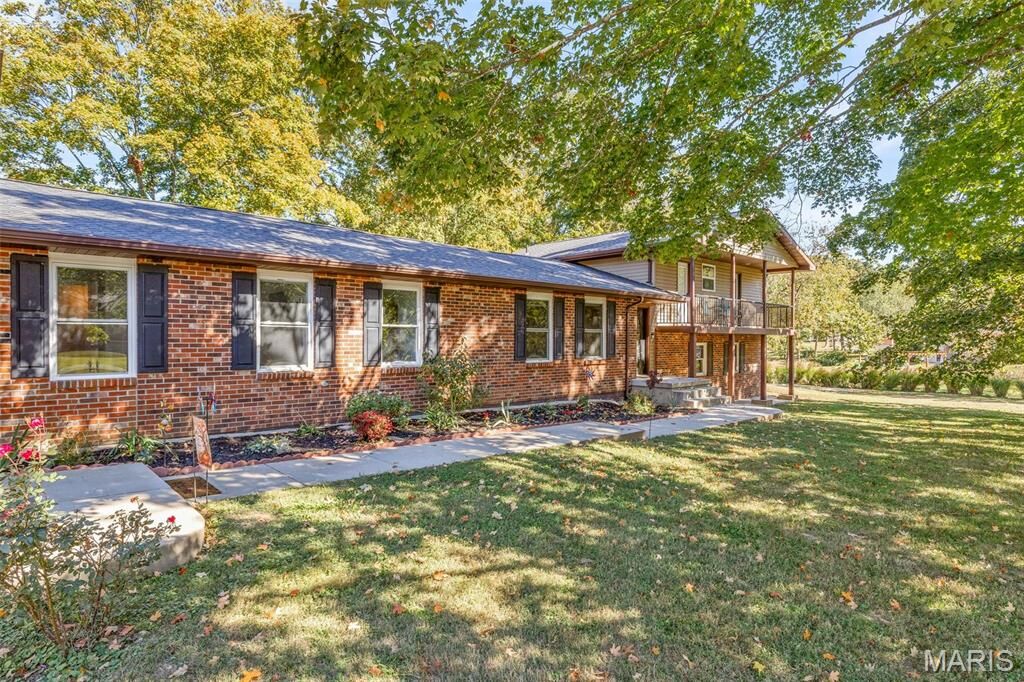 Property Photo:  521 Lindsey Lane  MO 63640 