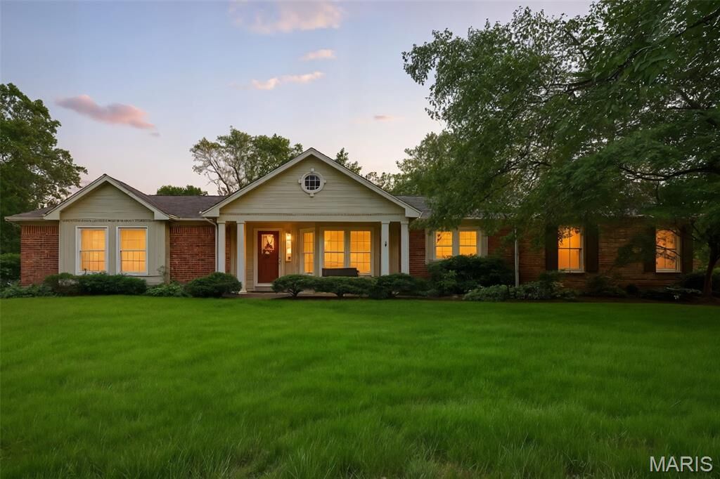 Property Photo:  508 Meadow Creek Lane  MO 63122 