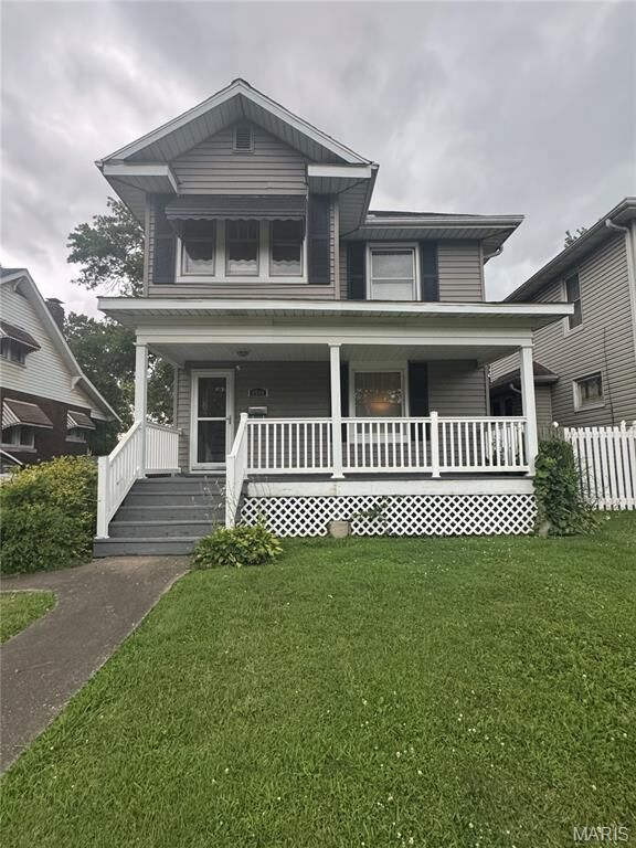 Property Photo:  2544 State Street  IL 62040 