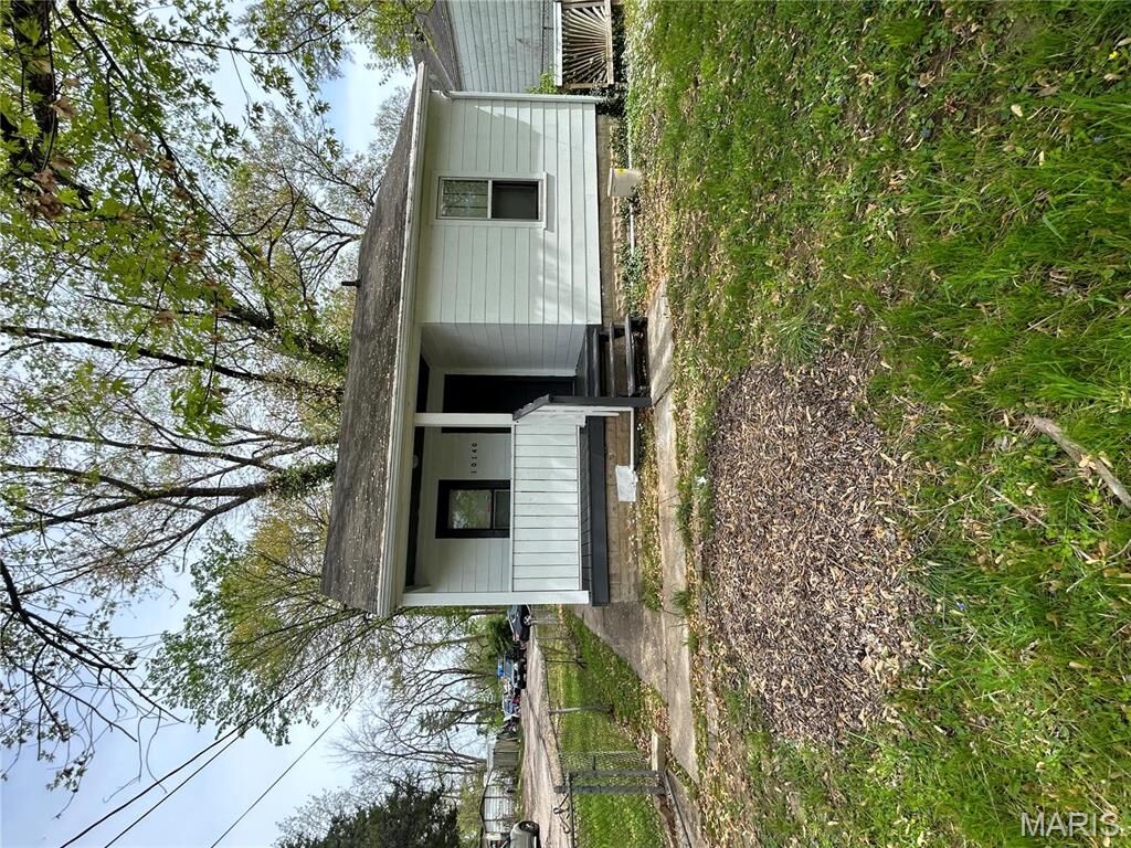 Property Photo: 10140 Mayfair Drive MO 63136