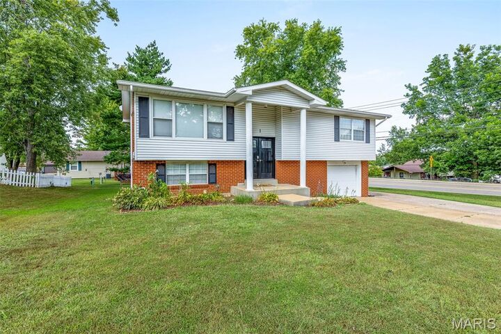 Property Photo: 1 Mileva Court MO 63640