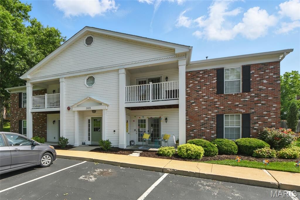 Property Photo:  3425 Country Stone Manor Drive G  MO 63088 