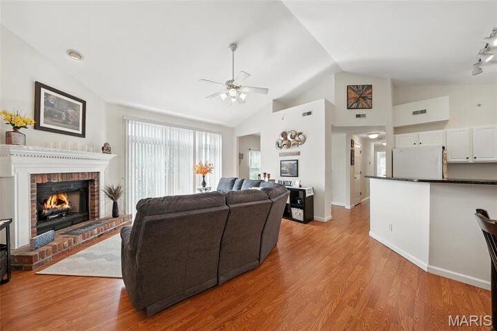 Property Photo: 1275 Gardens Circle Drive MO 63125